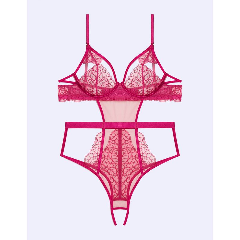 Yamamay - Elegant lace on the outer cup and an ergonomic design to